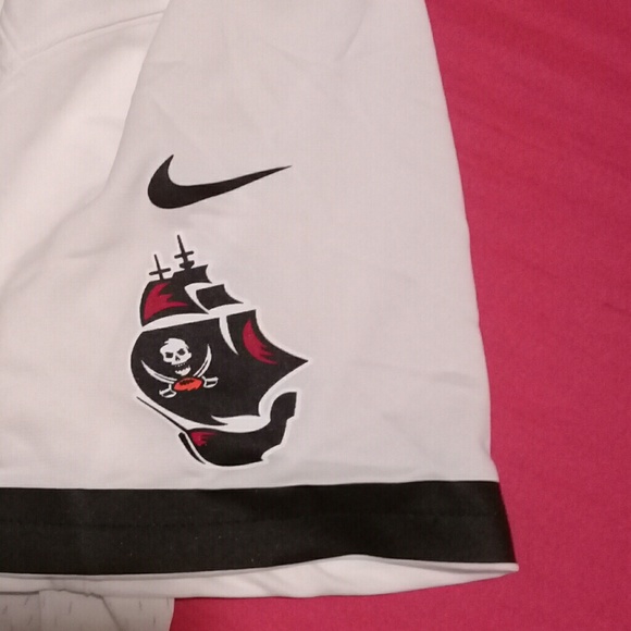 NWOT Buccaneers NFL Jersey - Picture 3 of 8